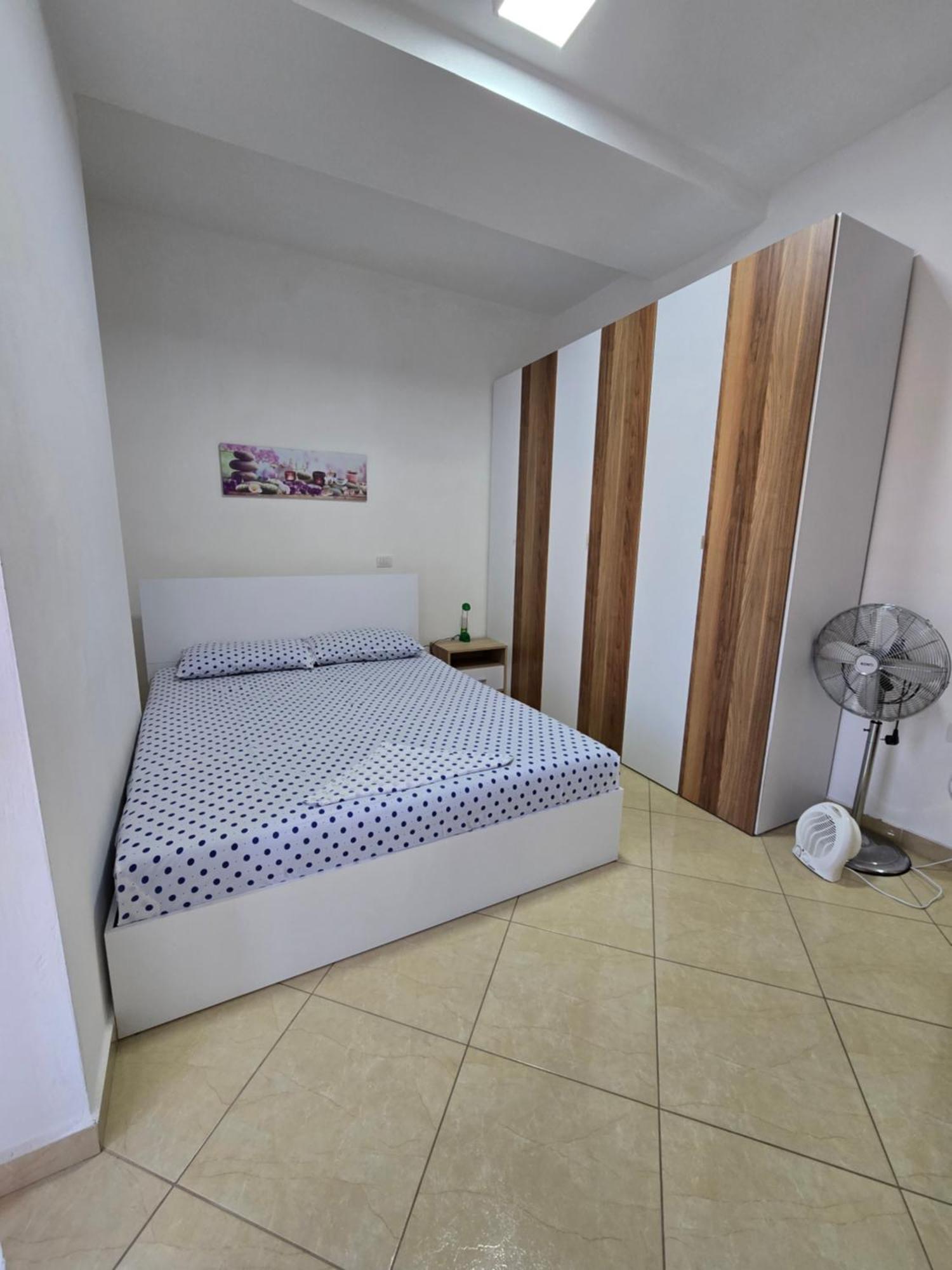 Modern , Quiet , Family Friendly & Fully Furnished Apartment Vlora Kültér fotó